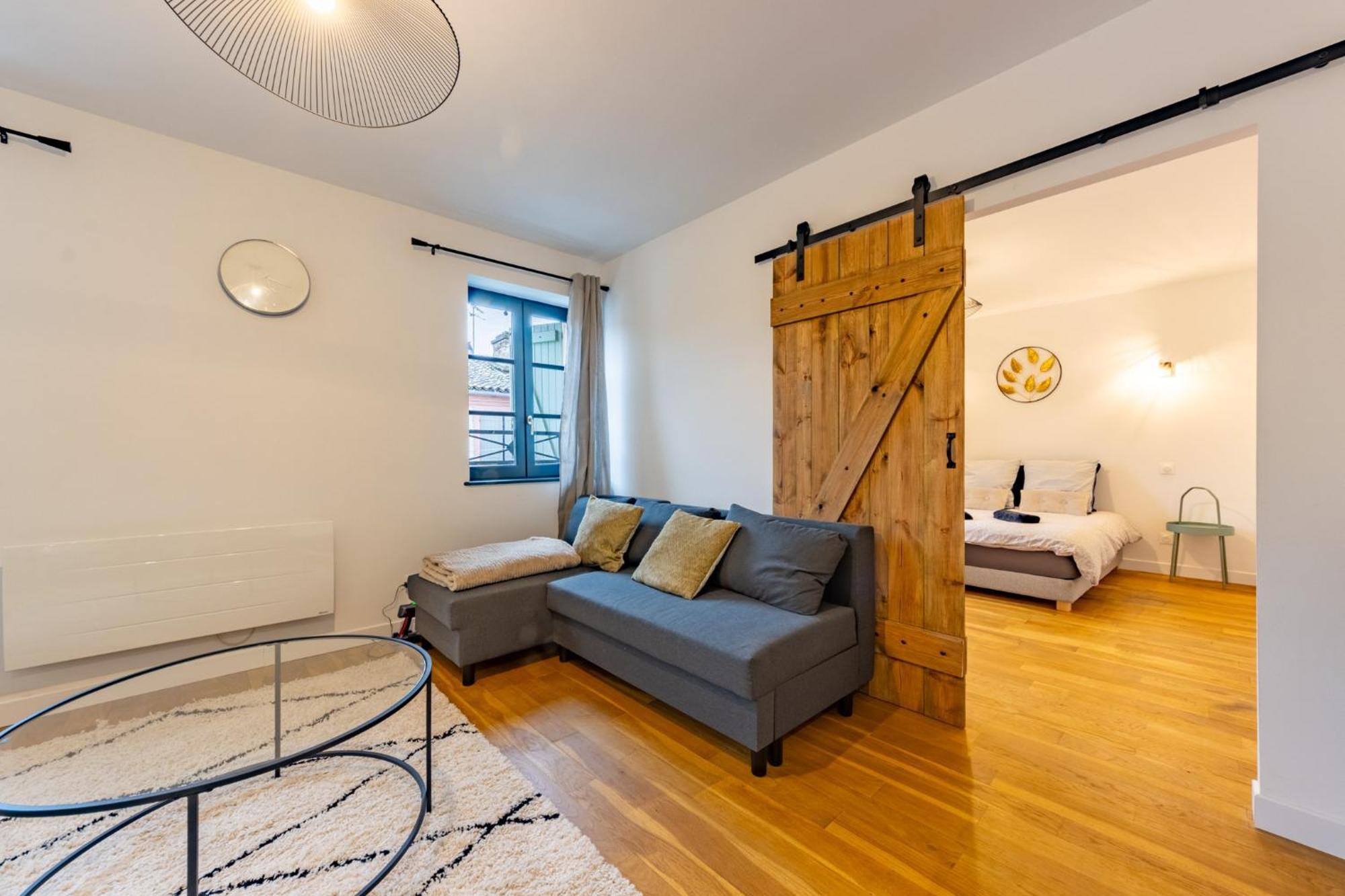 Le Beau Briand Proche Gare Parking Facile Appartement Montauban Buitenkant foto